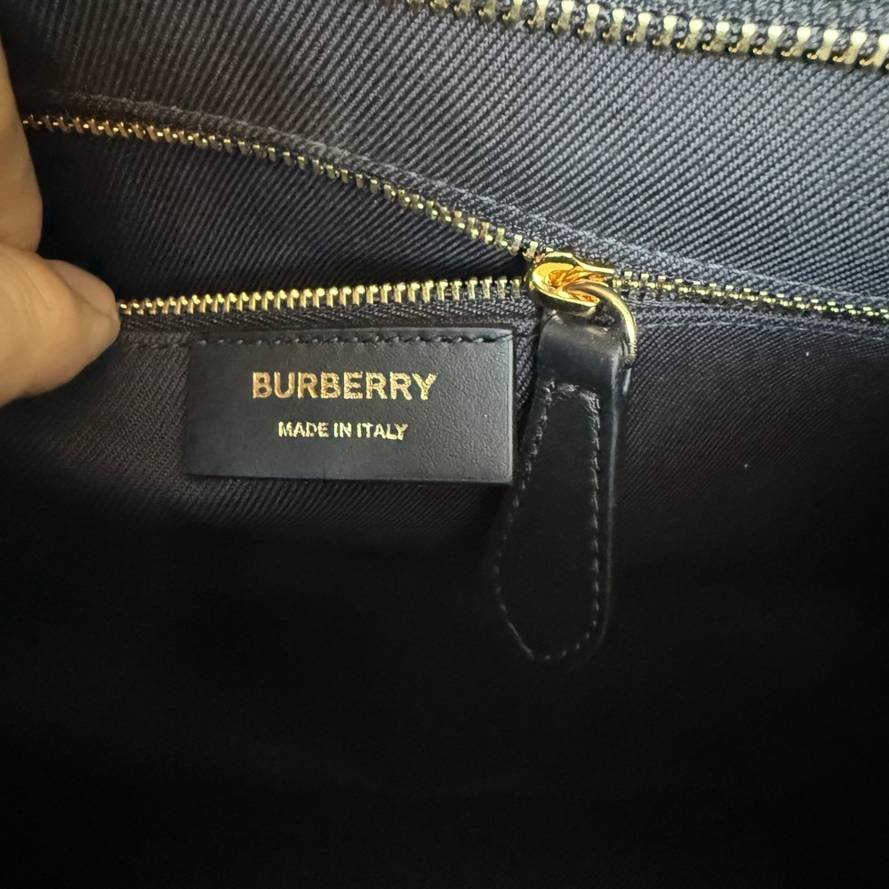 Burberry Small Vintage Check Hobo Shoulder Bag Archive Beige 8111415 - Picture 13 of 16